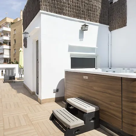Nyaraló Centre Beach House